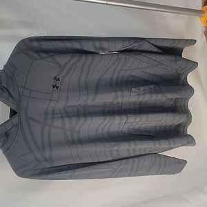 Under Armour Longsleeve T-shirt w/ hood - XL